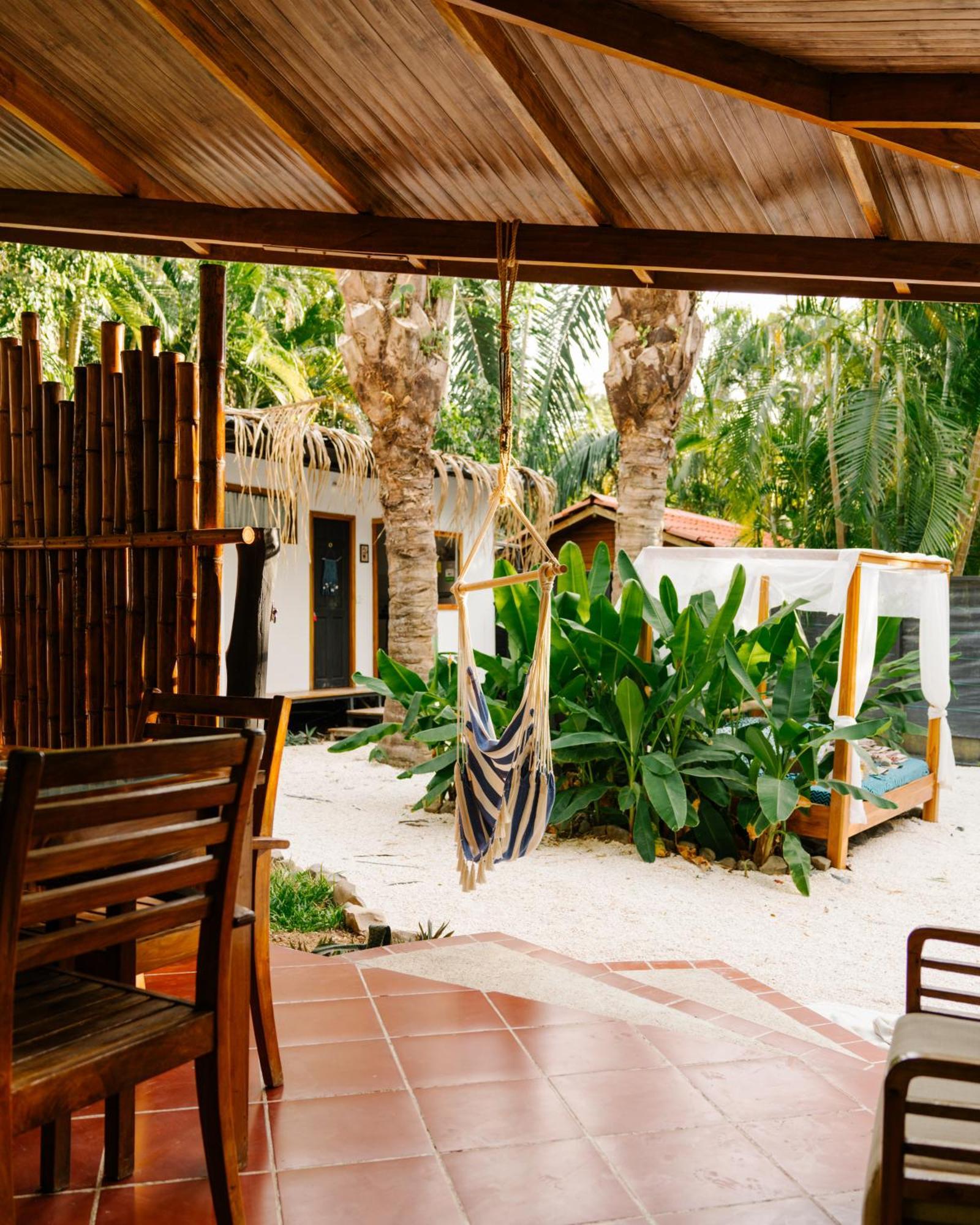 Salty Enthusiasts Share House & Villas Playa Santa Teresa  Экстерьер фото